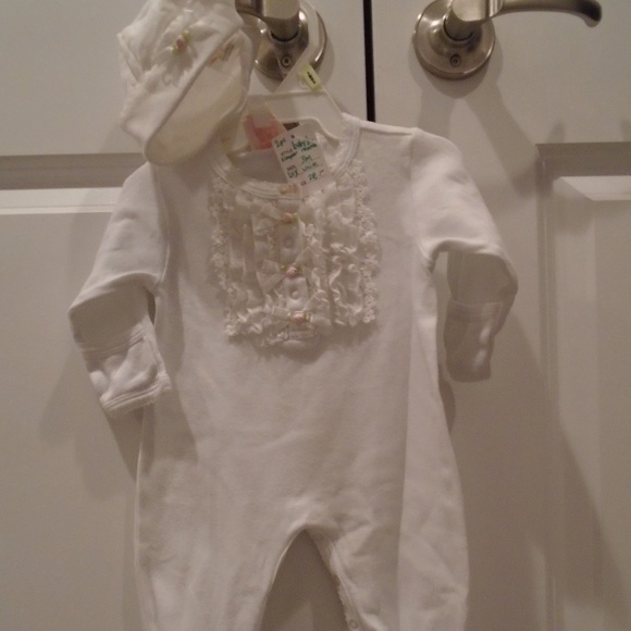 *EUC* 2pc jumper+hat baby sweet!!